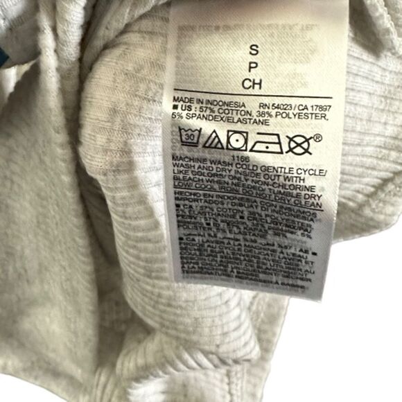 Old Navy Shirt nwt - Picture 3 of 5